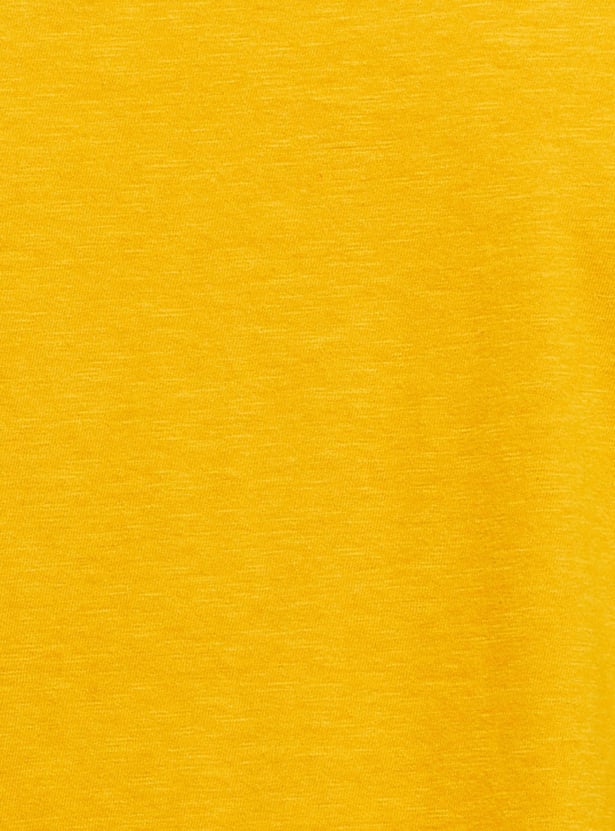 Men Graphic Printed Crew Neck Slim Fit T-shirt