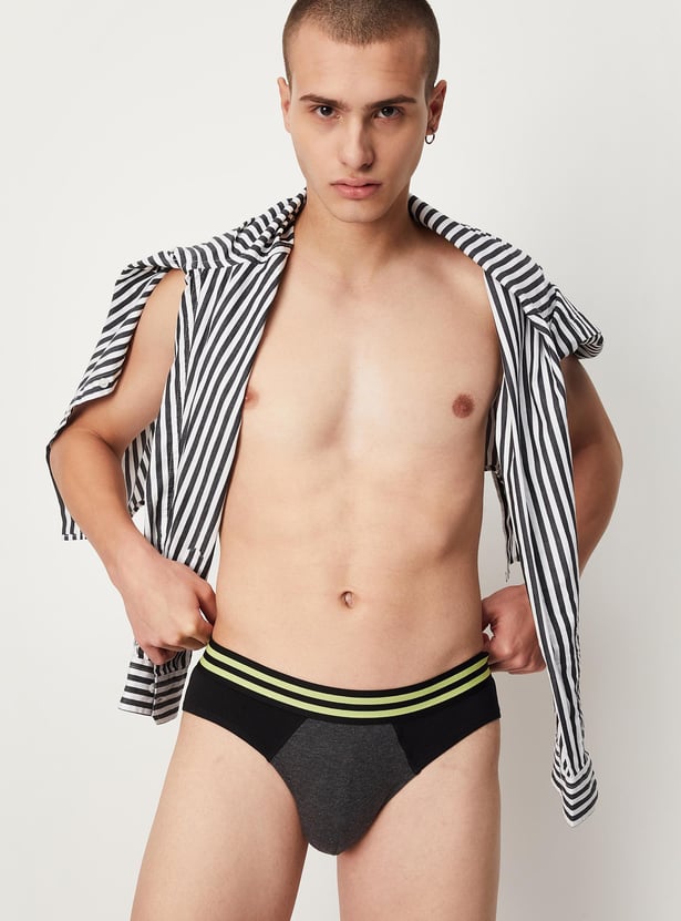 Men Colourblock Antibacterial Stretch Briefs - Pack of 2