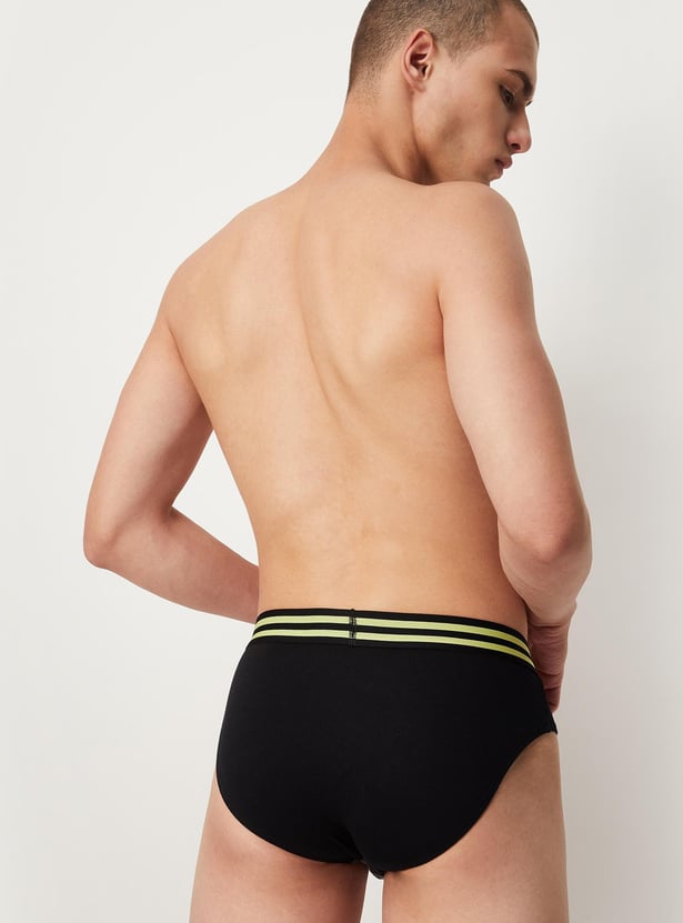 Men Colourblock Antibacterial Stretch Briefs - Pack of 2
