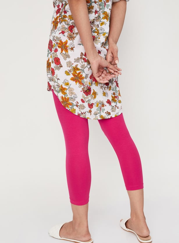 Women Solid Capri Leggings