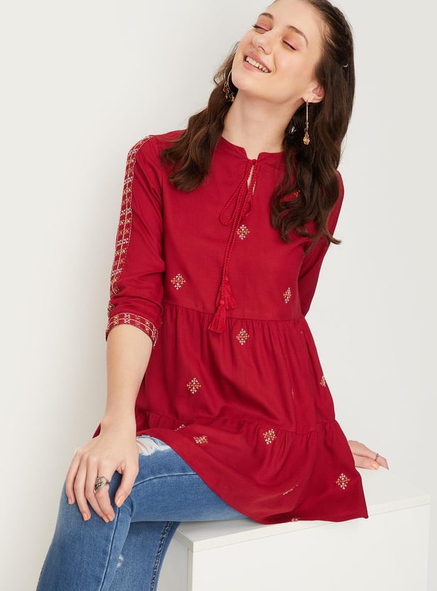 Women Embroidered Tie-Up Neck A-line Tunic