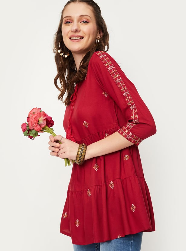 Women Embroidered Tie-Up Neck A-line Tunic