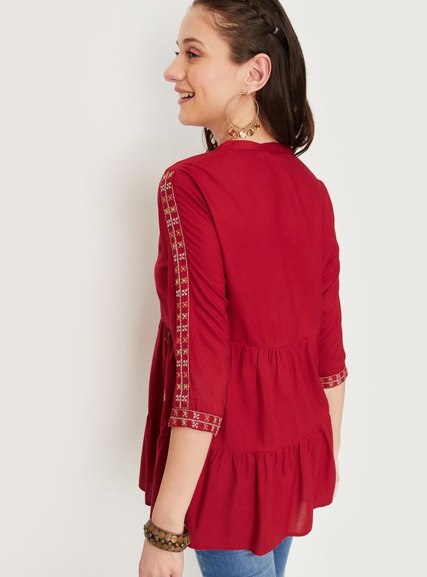 Women Embroidered Tie-Up Neck A-line Tunic