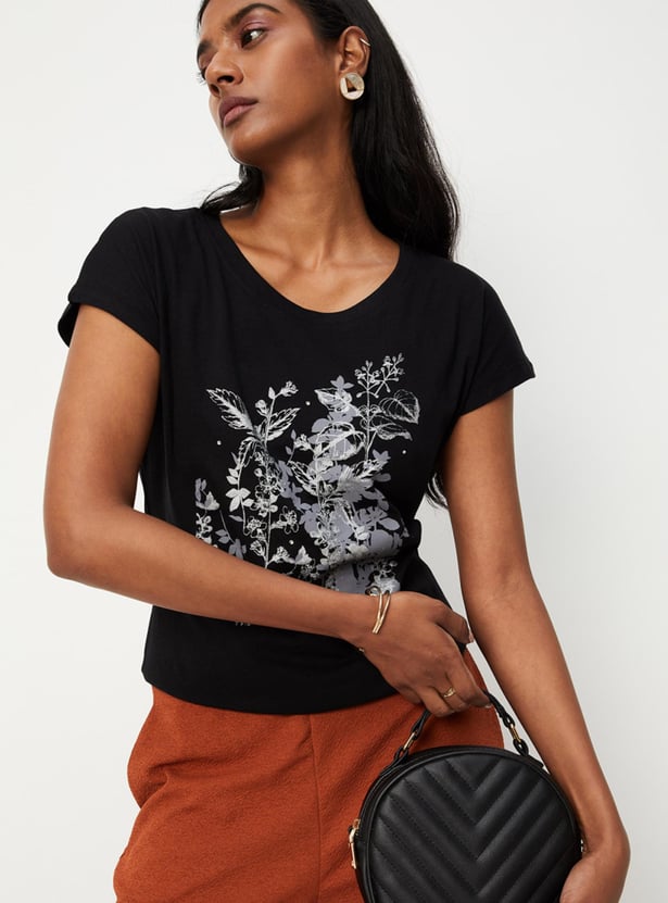 Women Printed Round Neck T-shirt