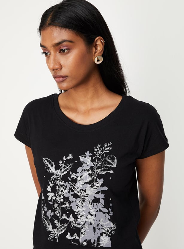 Women Printed Round Neck T-shirt