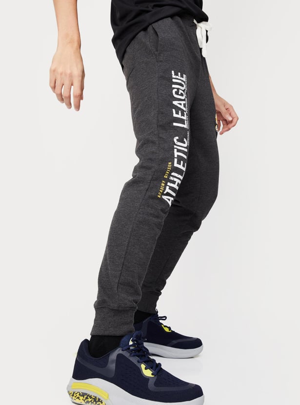 Men Printed Slim Fit Athleisure Joggers