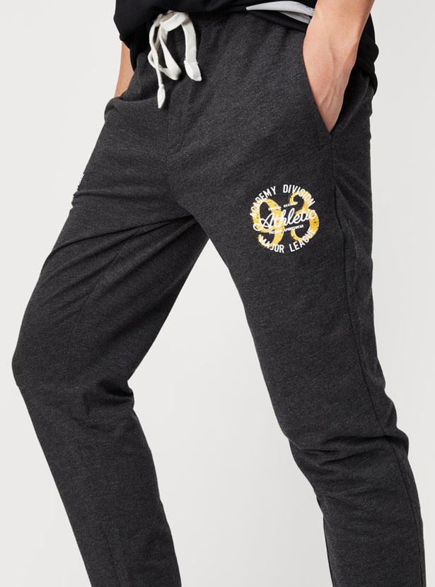 Men Printed Slim Fit Athleisure Joggers