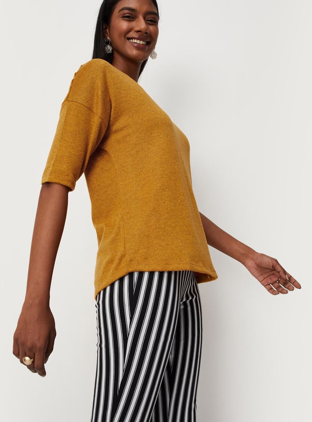 Women Textured Button-Detailed T-shirt