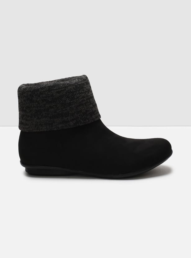MAX Women Solid Slip-On Boots