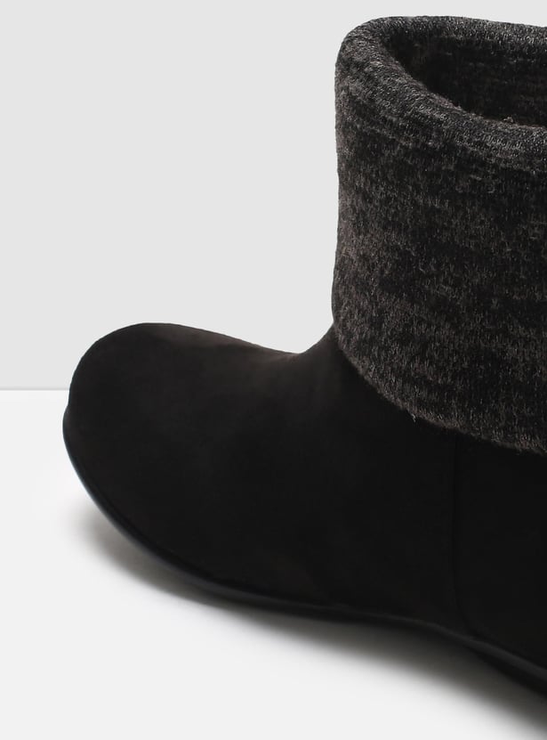 MAX Women Solid Slip-On Boots