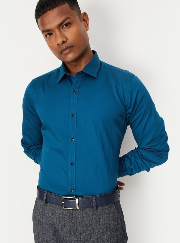 Men Solid Sateen Stretch Slim Fit Formal Shirt