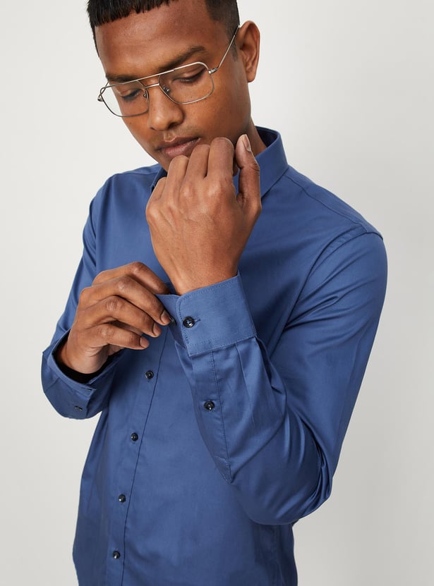 Men Solid Sateen Stretch Slim Fit Formal Shirt