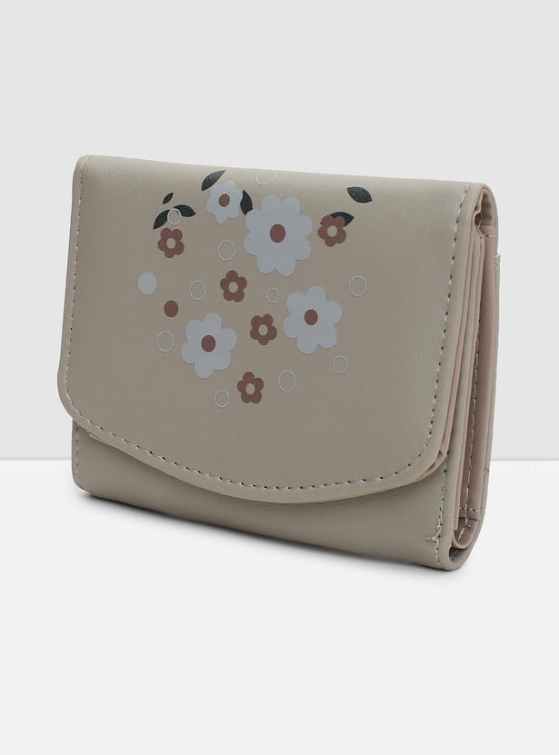 Women Floral Printed Tri-Fold Wallet