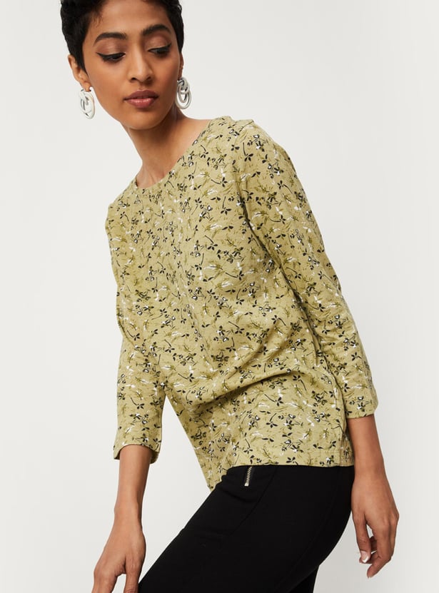 Women Floral Printed Boat Neck T-shirt