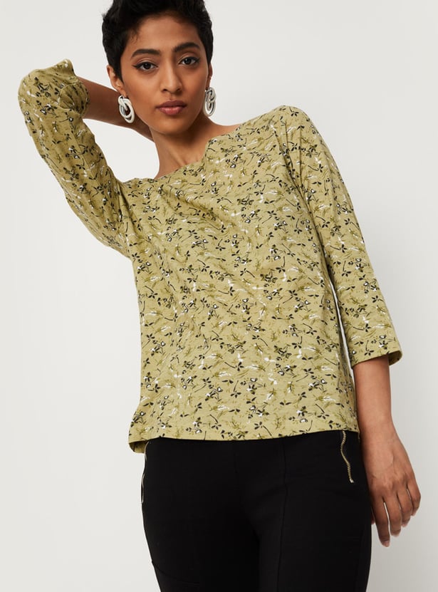 Women Floral Printed Boat Neck T-shirt