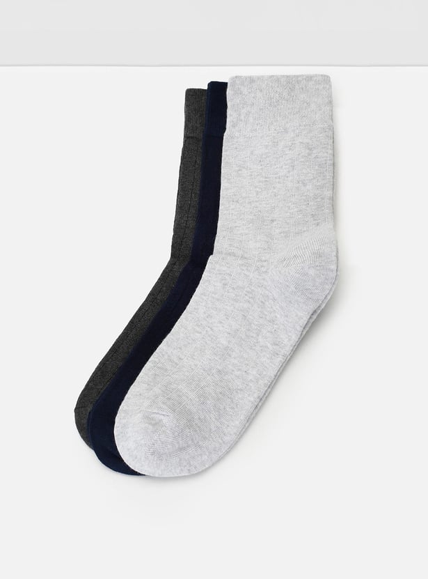Men Solid Crew Length Formal Socks - Pack of 3
