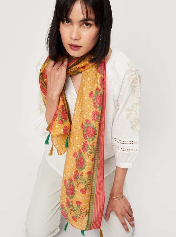 Women Printed Scarf with Tassels
