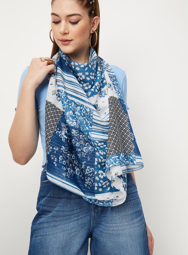 Women Printed Scarf with Tassels