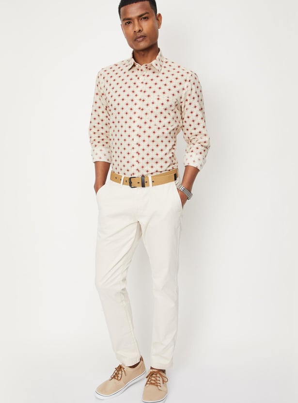 Purple Plain Cotton Blended Casual Liquid Shirt, Featuring a Spread Collar, Full Sleeves, Slim Fit, and Regular Length