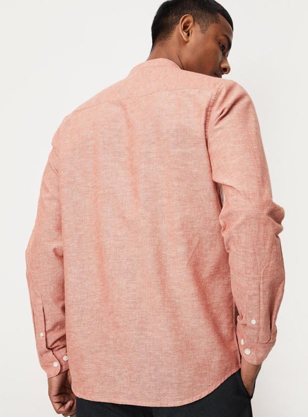 Men Solid Mandarin Collar Slim Fit Shirt