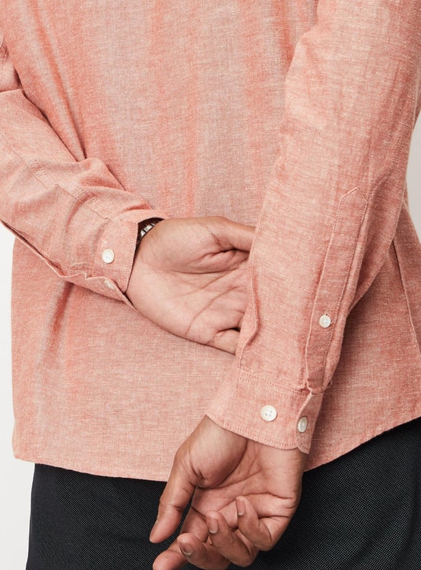 Men Solid Mandarin Collar Slim Fit Shirt