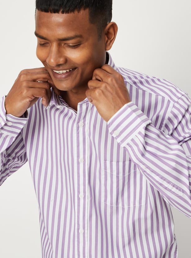 Men Striped Slim Fit Smart Casual Shirt