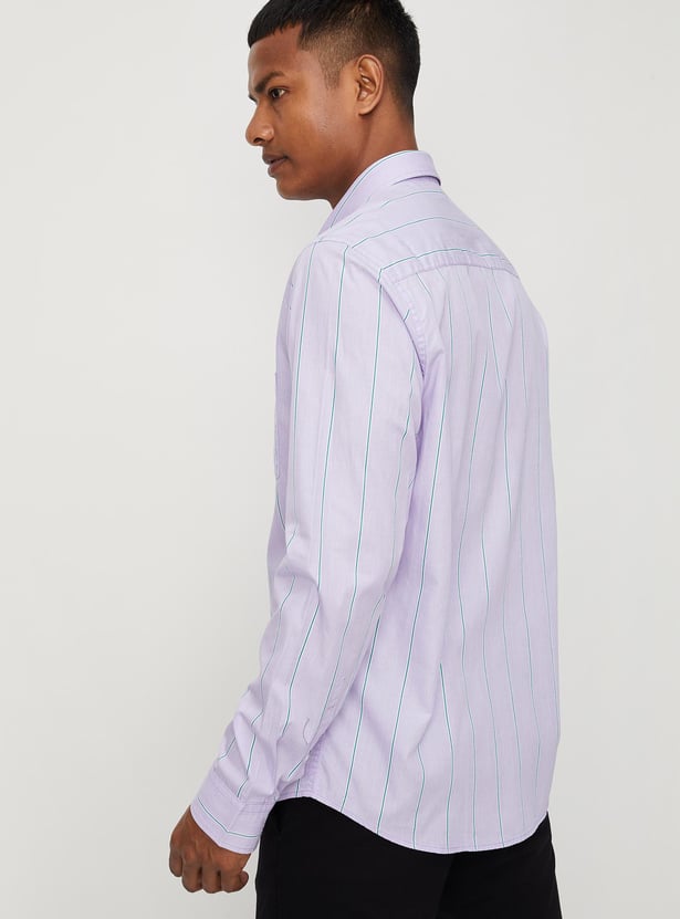 Men Striped Slim Fit Smart Casual Shirt