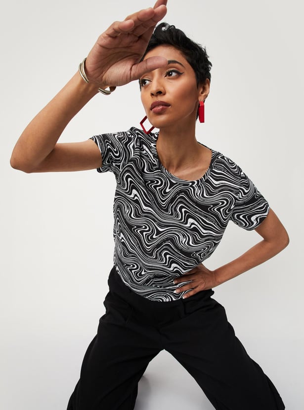 Women Printed Round Neck T-shirt