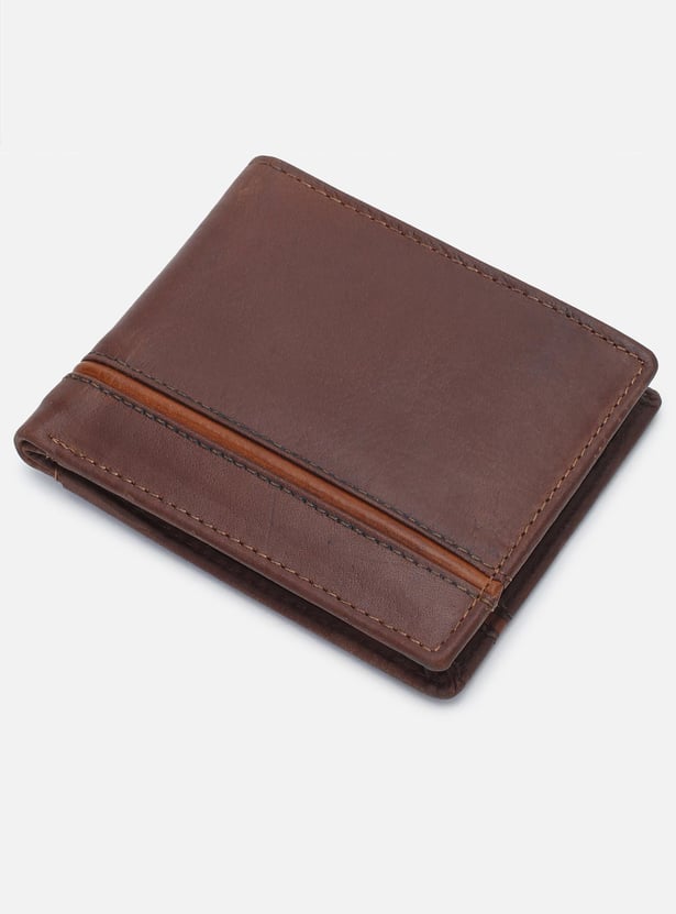Men Piping Bi-Fold Leather Wallet