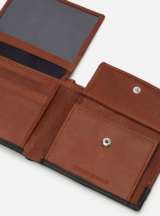Men Colourblock Leather Bi-Fold Wallet