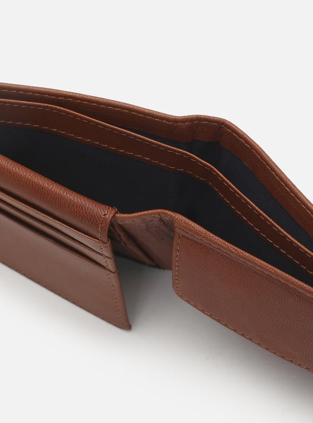 Men Colourblock Leather Bi-Fold Wallet