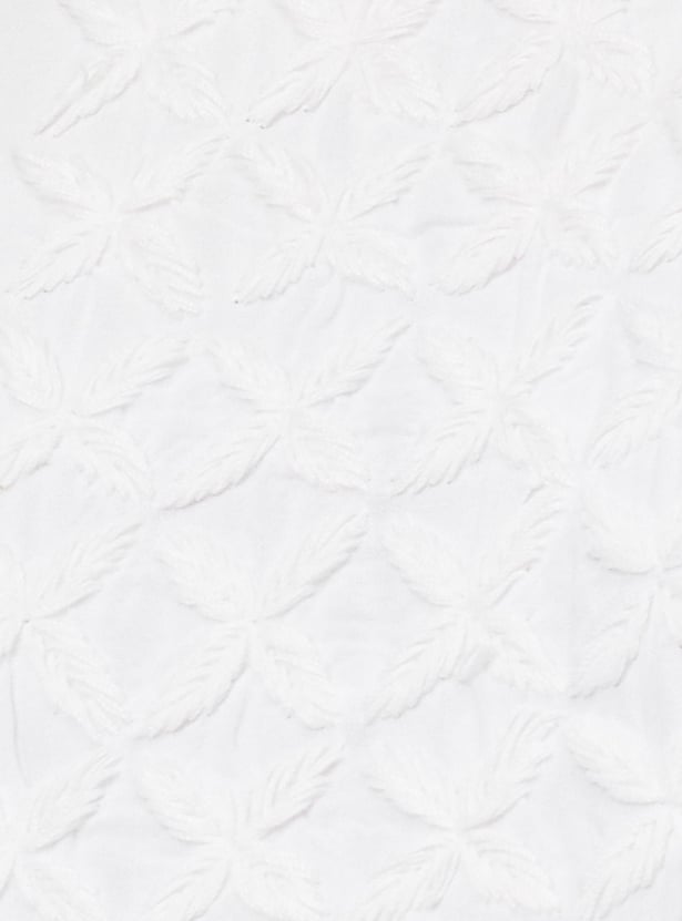 Women Chikankari Embroidered Kurti
