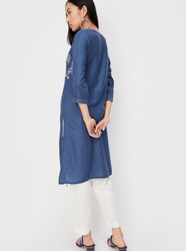 Women Embroidered Straight Kurta