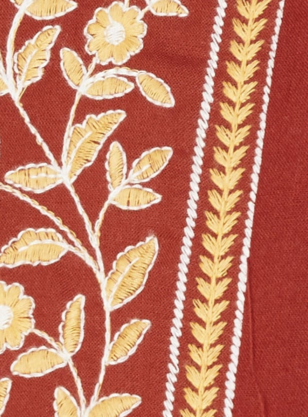 Women Embroidered Straight Kurta