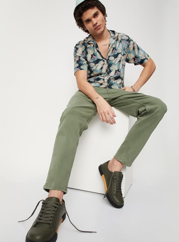 Men Coloured Relaxed Fit Jeans