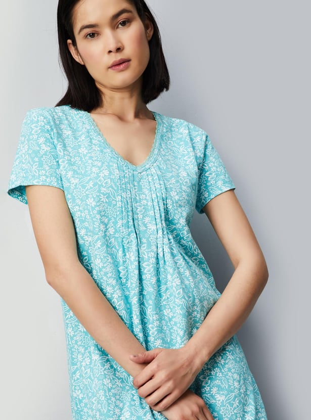 Women Floral Printed Pintuck Nightgown