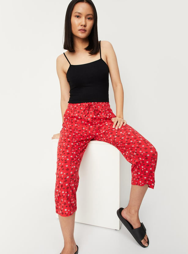 Buy Women Floral Printed Knit Capris Online at just Rs. 449.0 ...