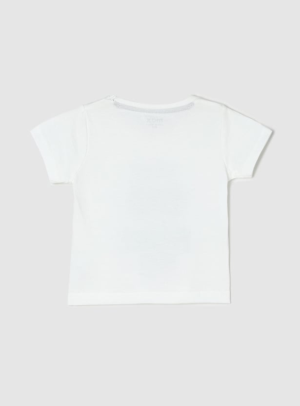 Boys Graphic T-shirt with Round Neck