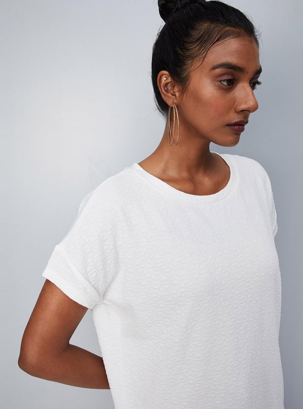 Women Jacquard Embossed Knit Top