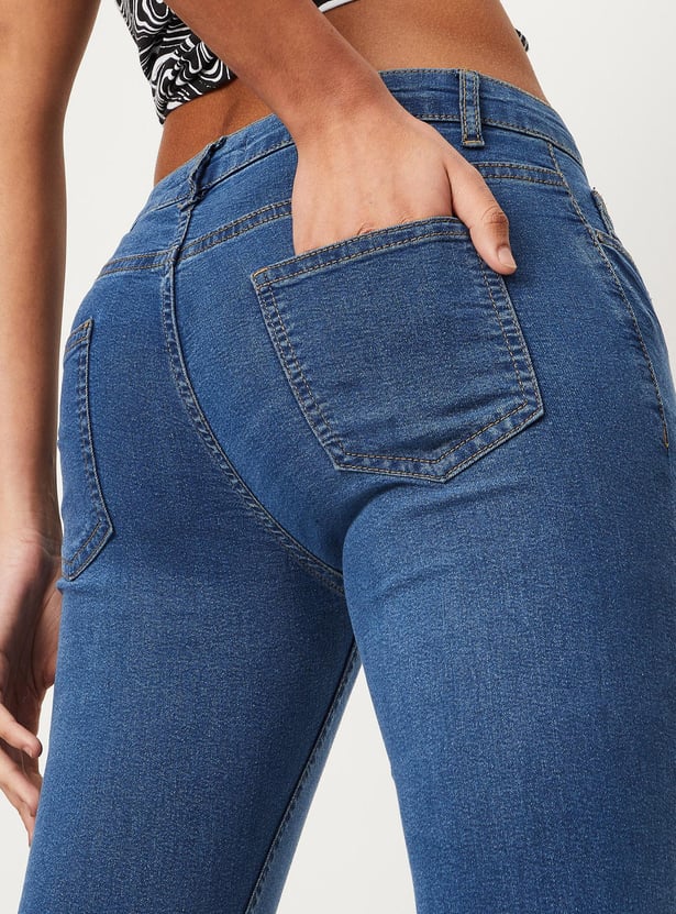 Women Solid Denim Capris