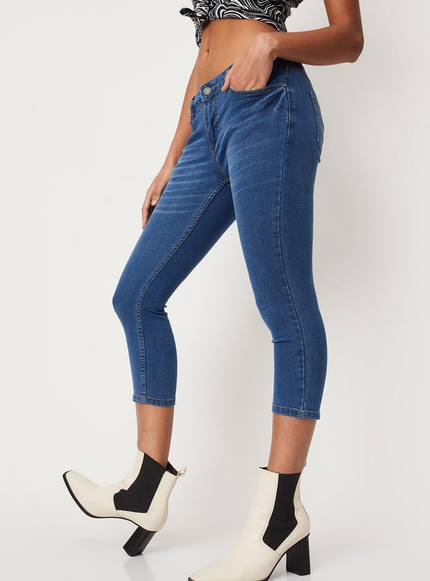 Women Solid Denim Capris
