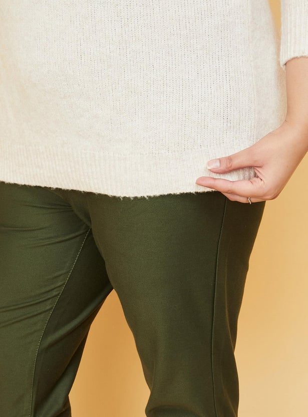 Women Solid Jeggings with Back Pockets