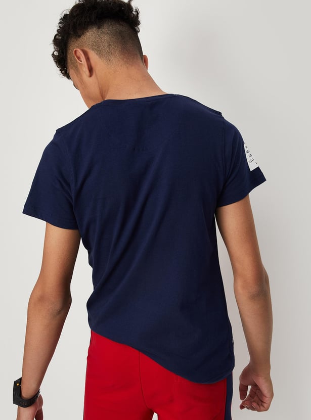 Boys Placement Printed Crew Neck T-shirt
