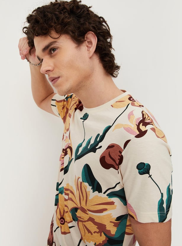 Buy URB_N Men Tropical Printed Slim Fit T-shirt Online at just Rs