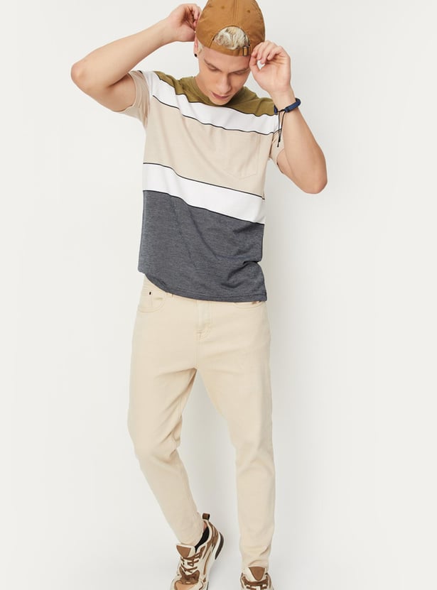 Men Colourblock Slim Fit T-shirt