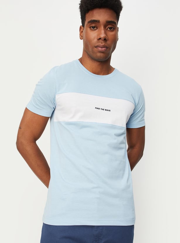 Men Colourblock Slim Fit T-shirt