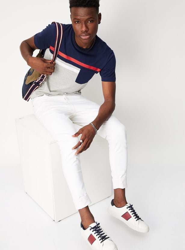 Men Colourblock T-shirt with Pocket