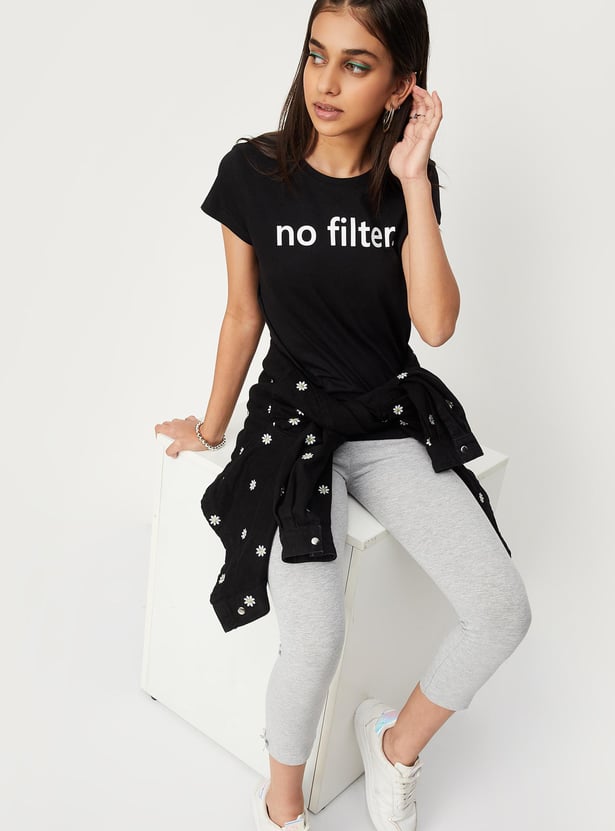 Girls Pure Cotton Typographic Printed T-shirt