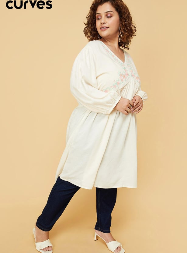 Women Embroidered V-neck Tunic