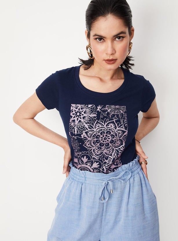 Women Round Neck Graphic T-shirt